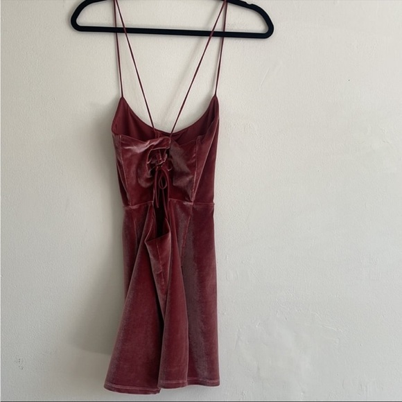 REVOLVE NBD Lauren Bodycon in Mauve Rose - Picture 7 of 9